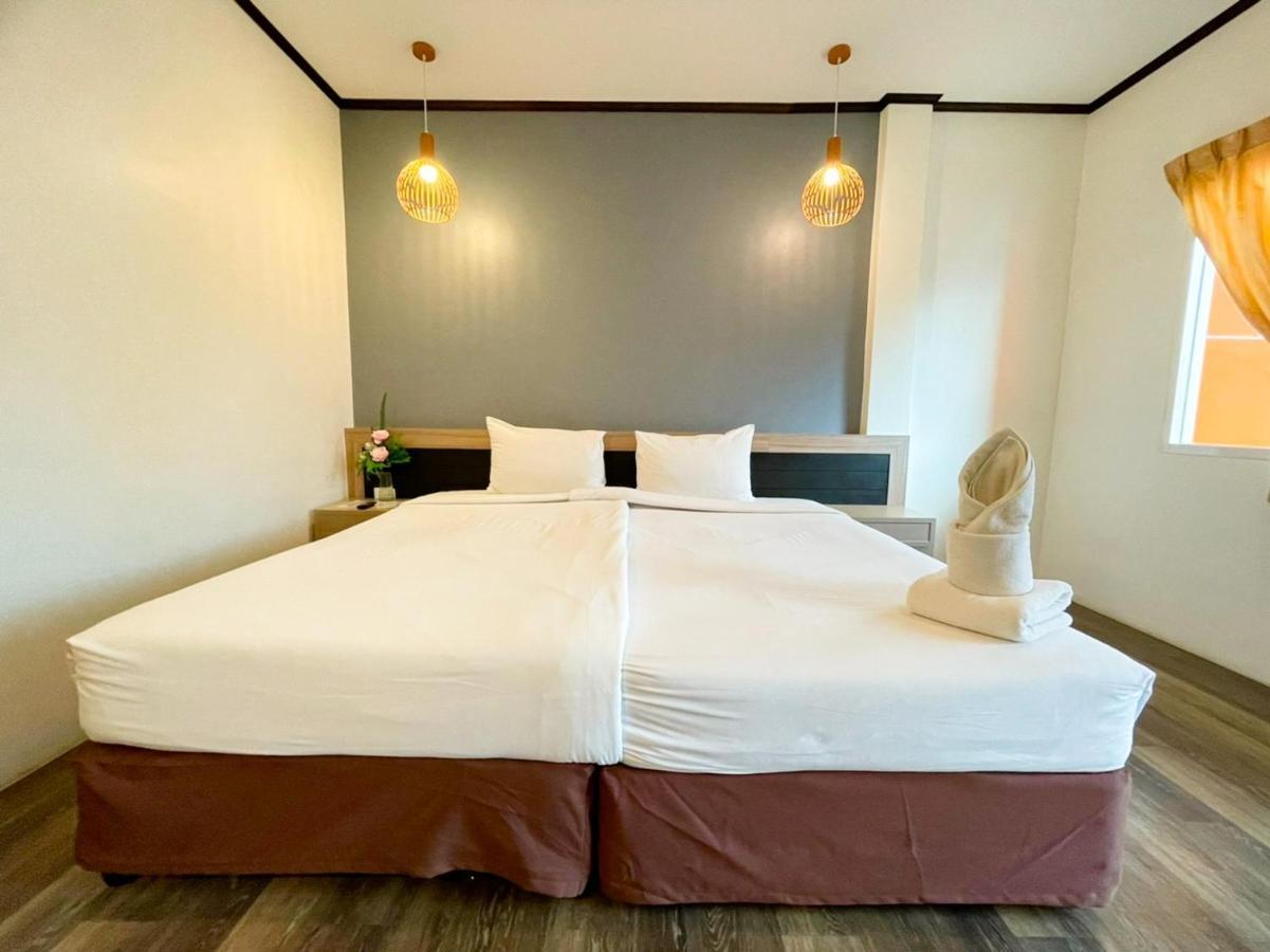 S.B.Living Place Phuket Exteriör bild