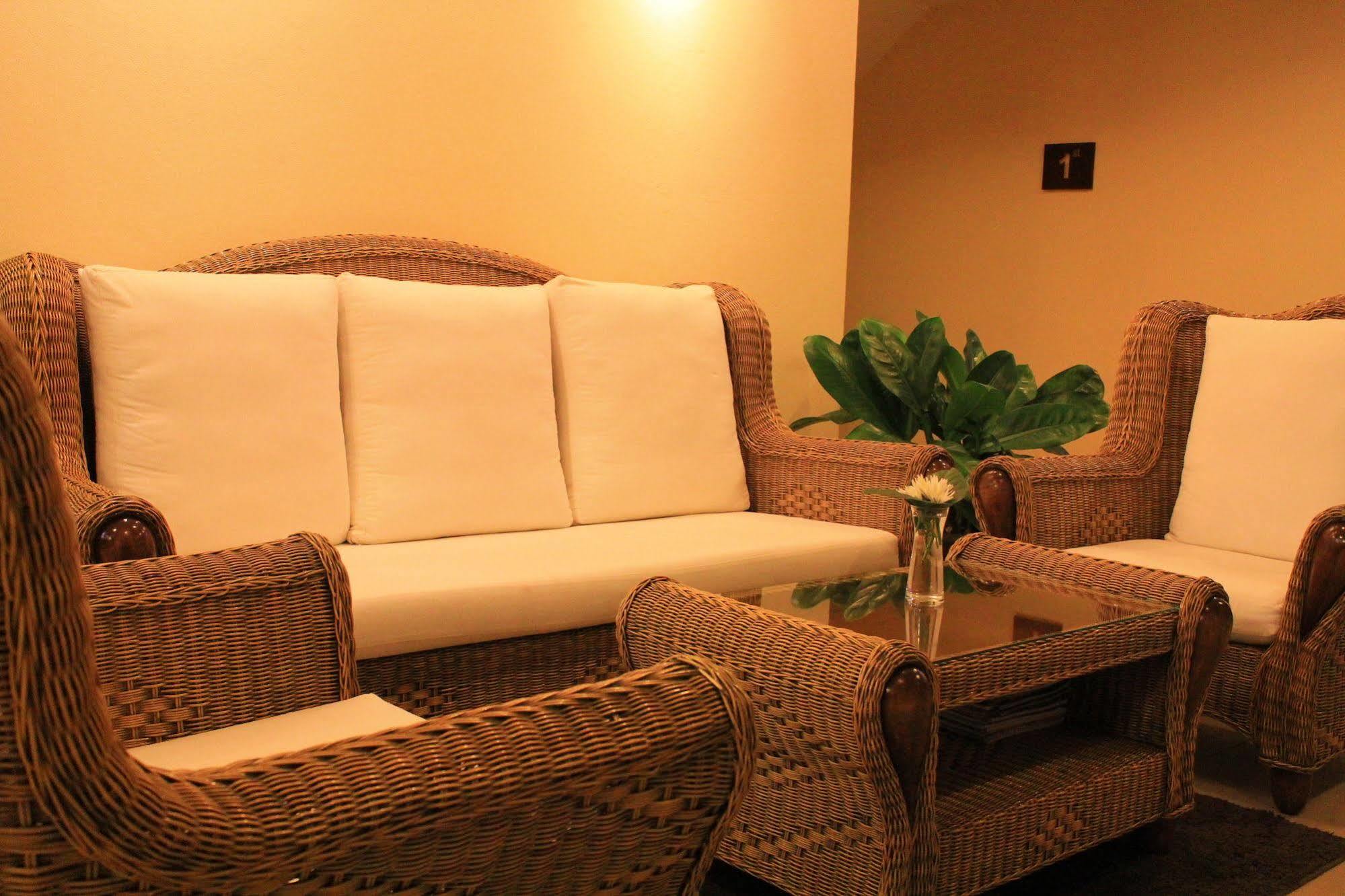 S.B.Living Place Phuket Exteriör bild